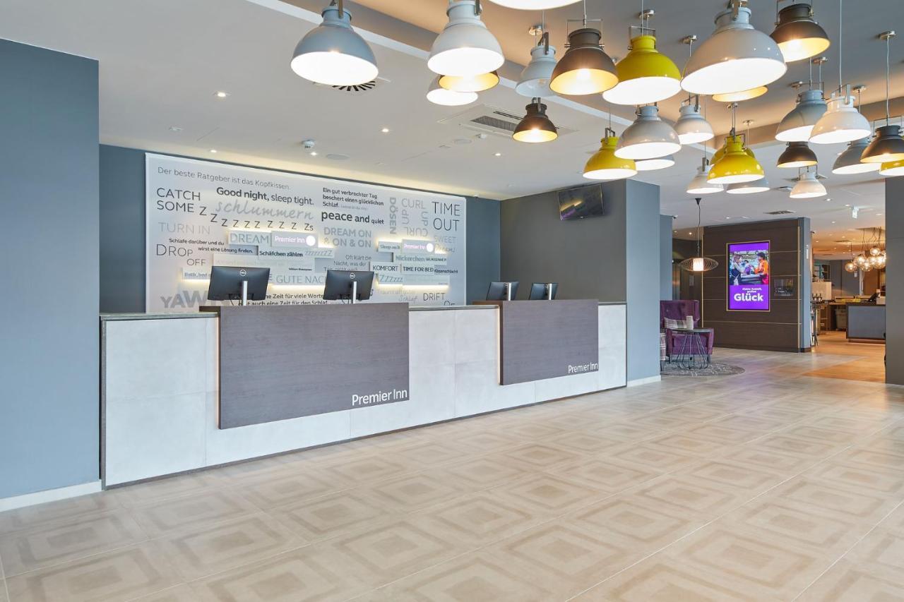 Premier Inn Karlsruhe City Am Wasserturm Exterior photo